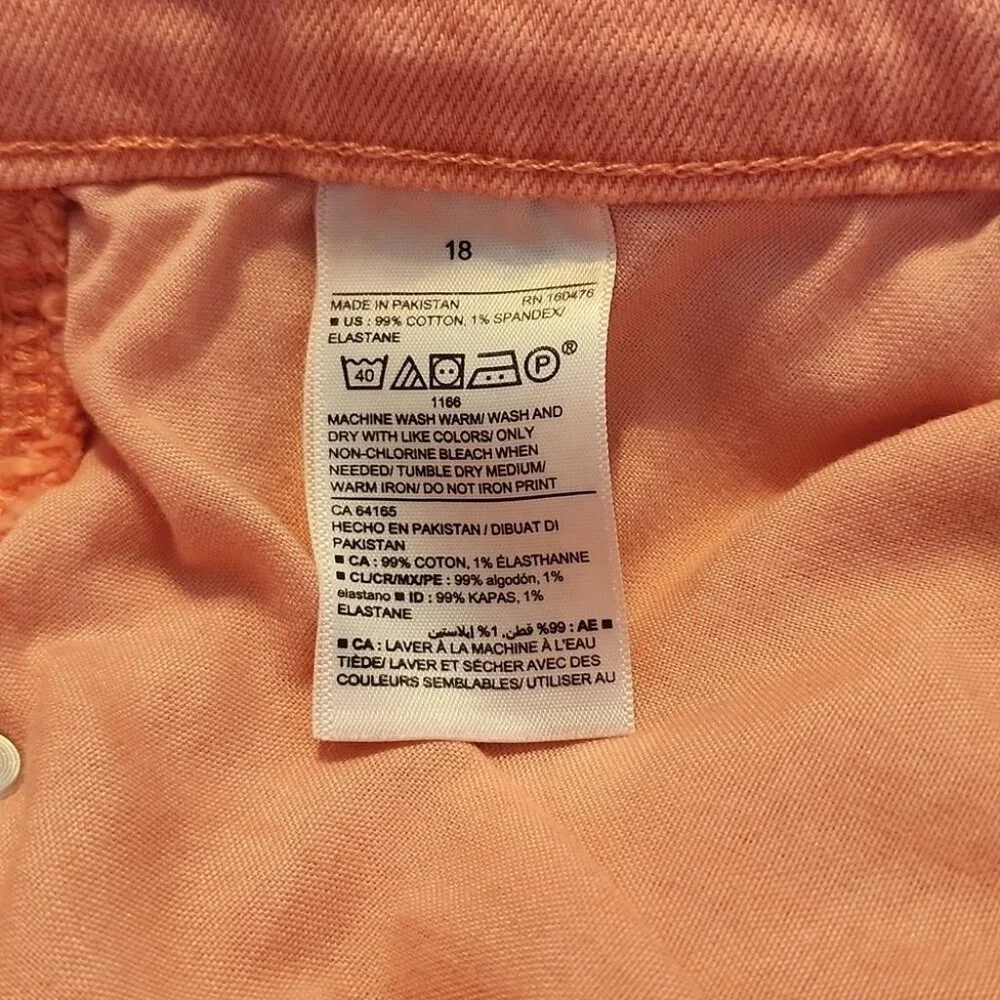 Old Navy boyfriend shorts size 18